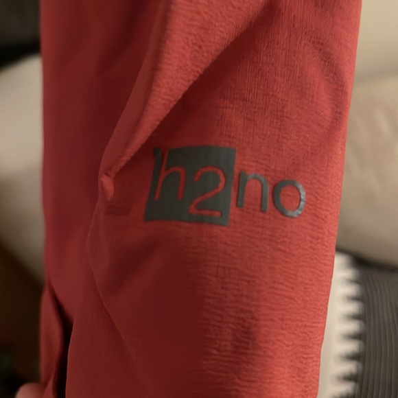 Patagonia Red Rainshadow Jacket - Picture 5 of 7